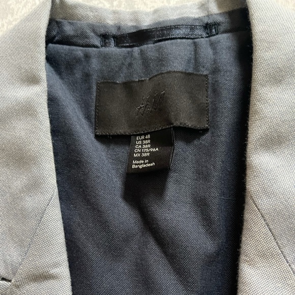 H&M Blazer - Picture 3 of 3